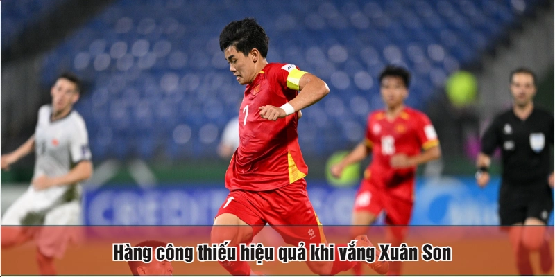 Hàng công thiếu hiệu quả khi vắng Xuân Son